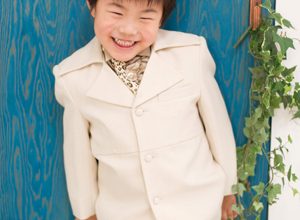 三歳　五歳　七五三　洋装　タキシード　白　アイボリー　かっこいい