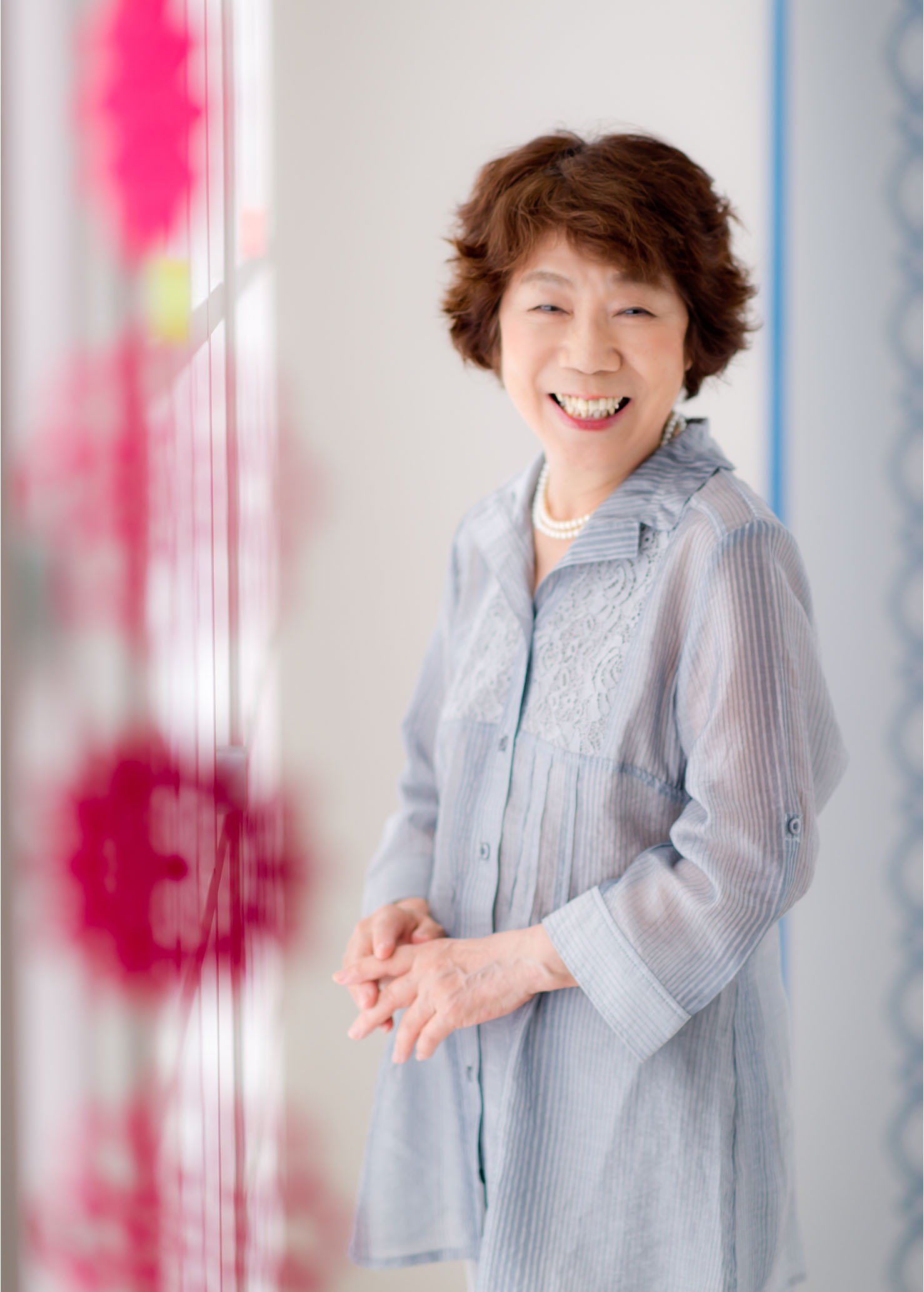 シニアフォト(自然な笑顔の女性)