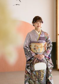 立ち姿が美しいお嬢様