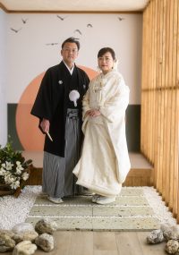 白無垢と黒紋付の婚礼写真