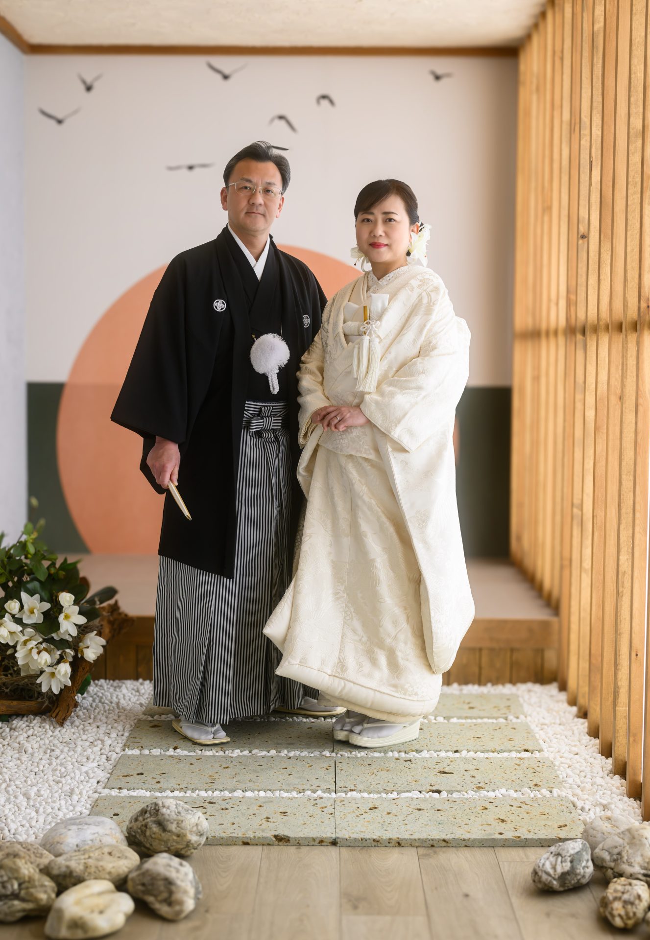 白無垢と黒紋付の婚礼写真