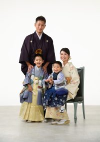 ５歳の七五三　家族そろって着物