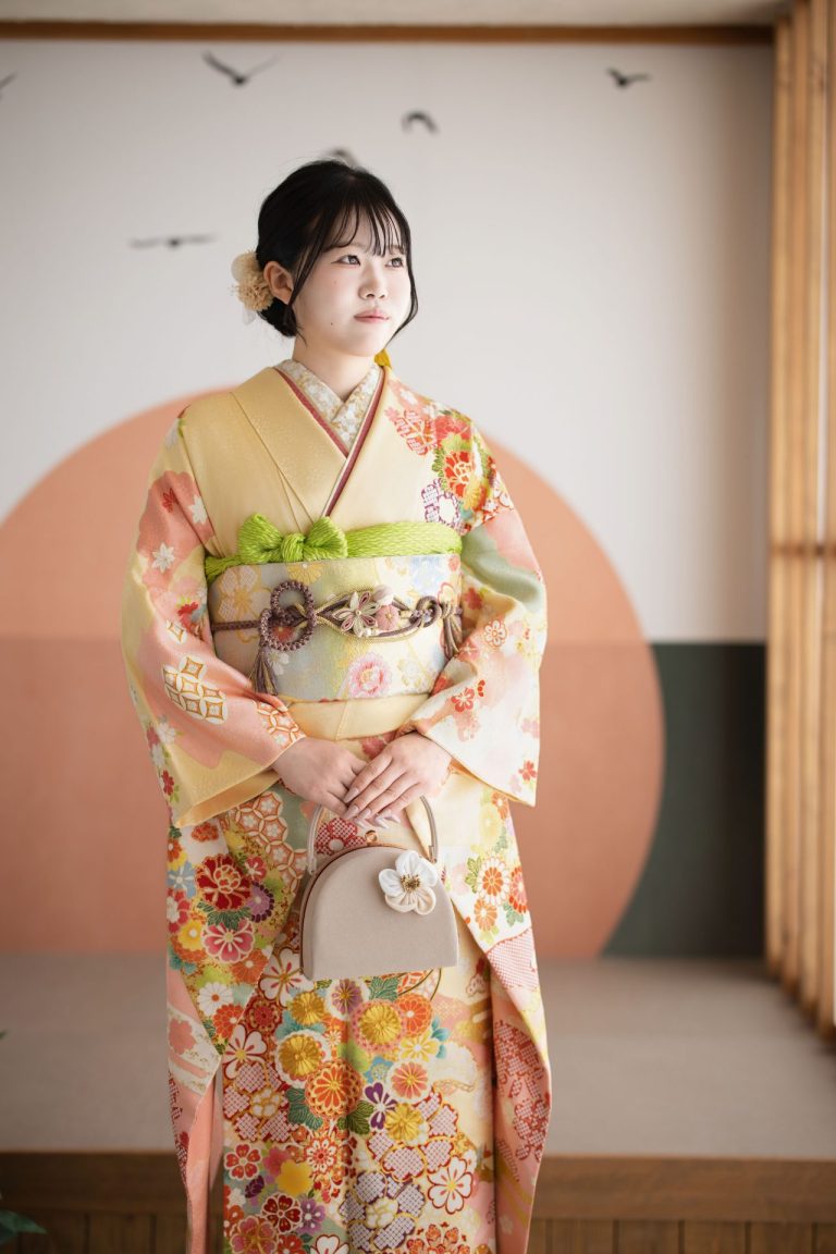 品のある吉澤織物の女性